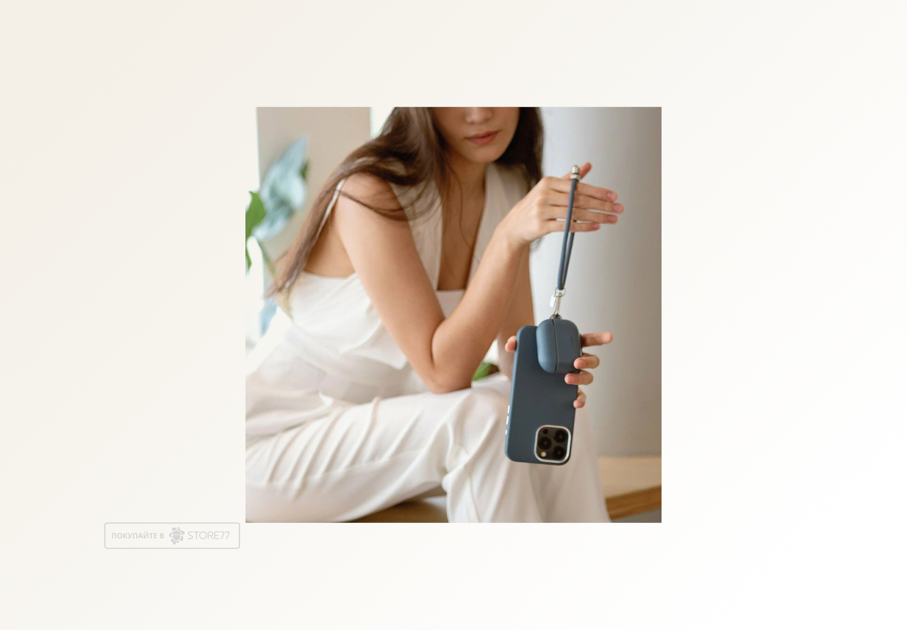 Чехол Uniq для Airpods Pro 2 COEHL + шнурок (Sapphire Blue)